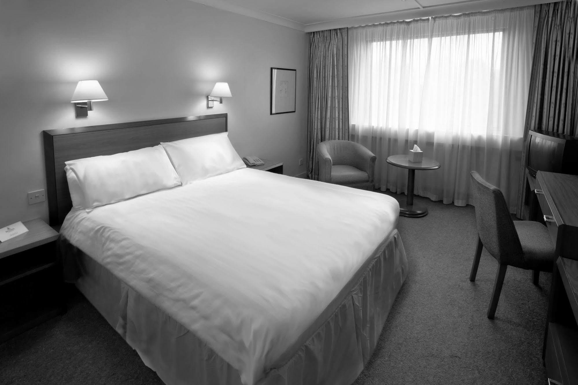 Coventry Hill Hotel Exterior photo